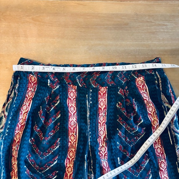 Ralph Lauren Blue & Red Tribal Print Lightweight Silky Tapered Pants Size 6 - Picture 5 of 9